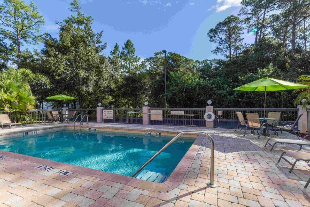 Spark By Hilton Tampa Brandon Exterior photo