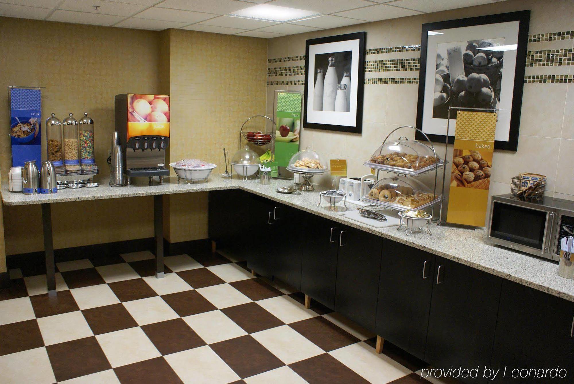 Spark By Hilton Tampa Brandon Restaurant photo