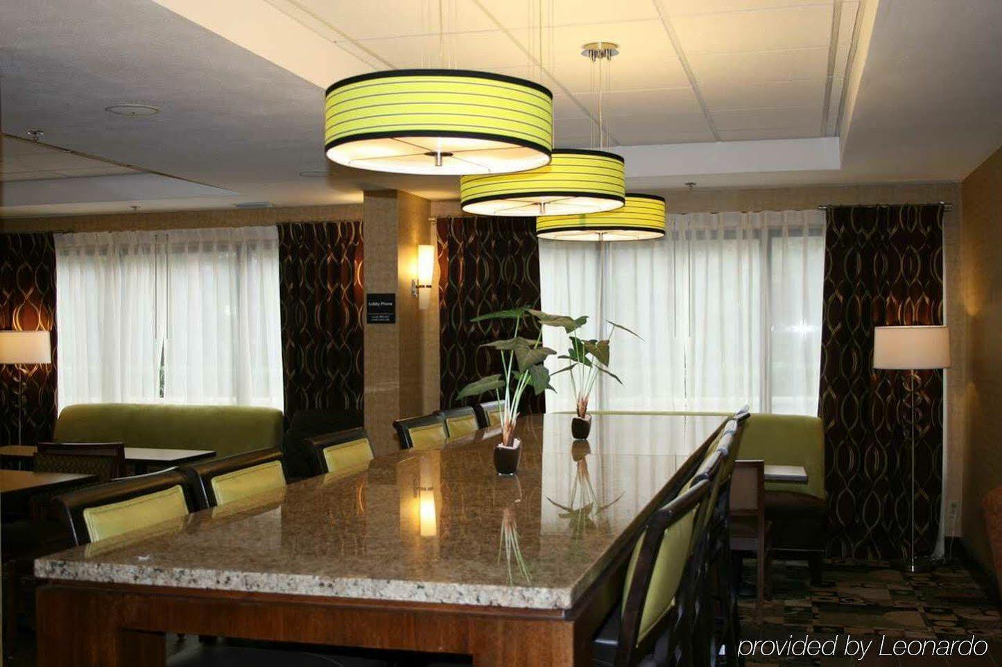 Spark By Hilton Tampa Brandon Exterior photo